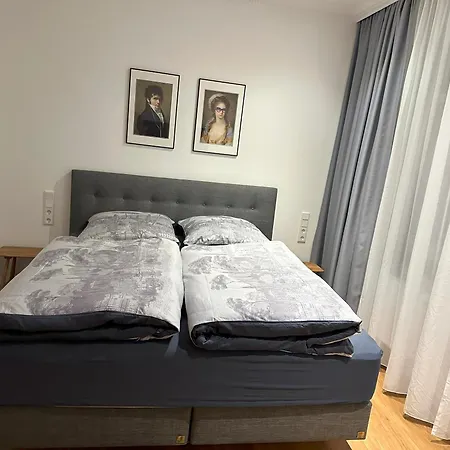 In Bad Wilhelmshoehe Mit Grossem Balkon Im Gruenen Und Kostenfreien Parkplaetzen Kassel