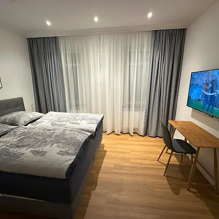 דירה In Bad Wilhelmshoehe Mit Grossem Balkon Im Gruenen Und Kostenfreien Parkplaetzen *