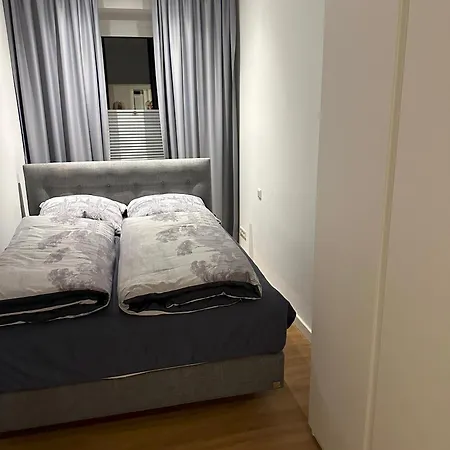 Apartman In Bad Wilhelmshoehe Mit Grossem Balkon Im Gruenen *