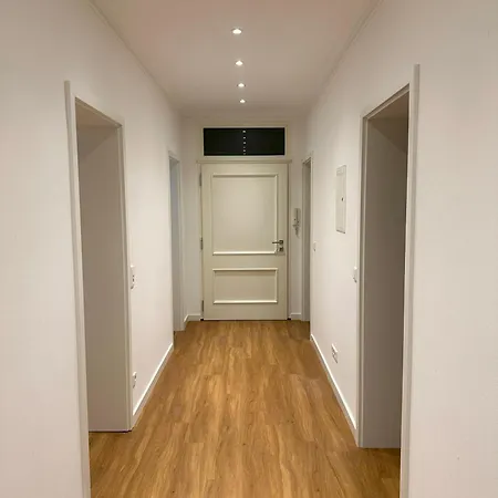 Apartman In Bad Wilhelmshoehe Mit Grossem Balkon Im Gruenen *