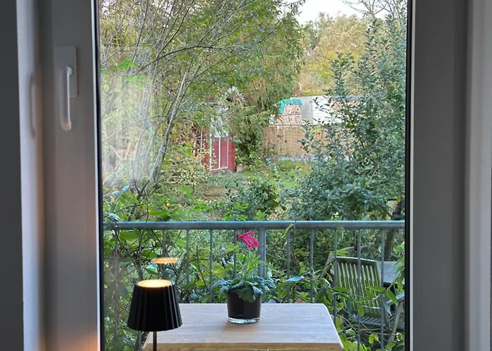 公寓 In Bad Wilhelmshoehe Mit Grossem Balkon Im Gruenen Und Kostenfreien Parkplaetzen *